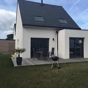Maison Moderne Hébergement de vacances Le Hézo